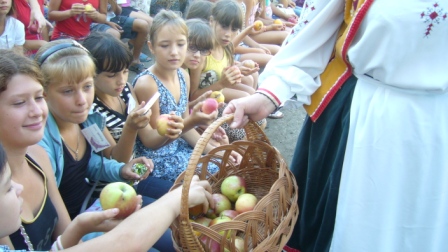 Прошел праздник Яблочный спас